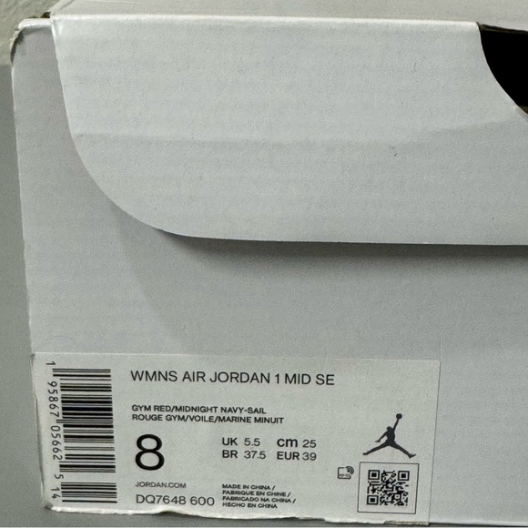 Women’s Nike Air Jordan 1 mid USA Size 8W/6.5M. Brand New!!! 💯 Authentic. - Picture 9 of 9